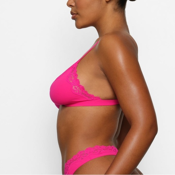 💖SKIMS FITS EVERYBODY LACE TRIANGLE BRALETTE NEON ROSE S - Picture 5 of 7